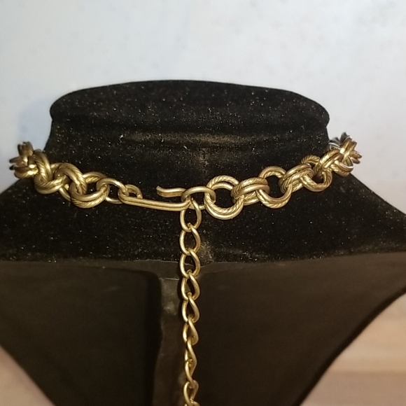 Necklace - Picture 6 of 8